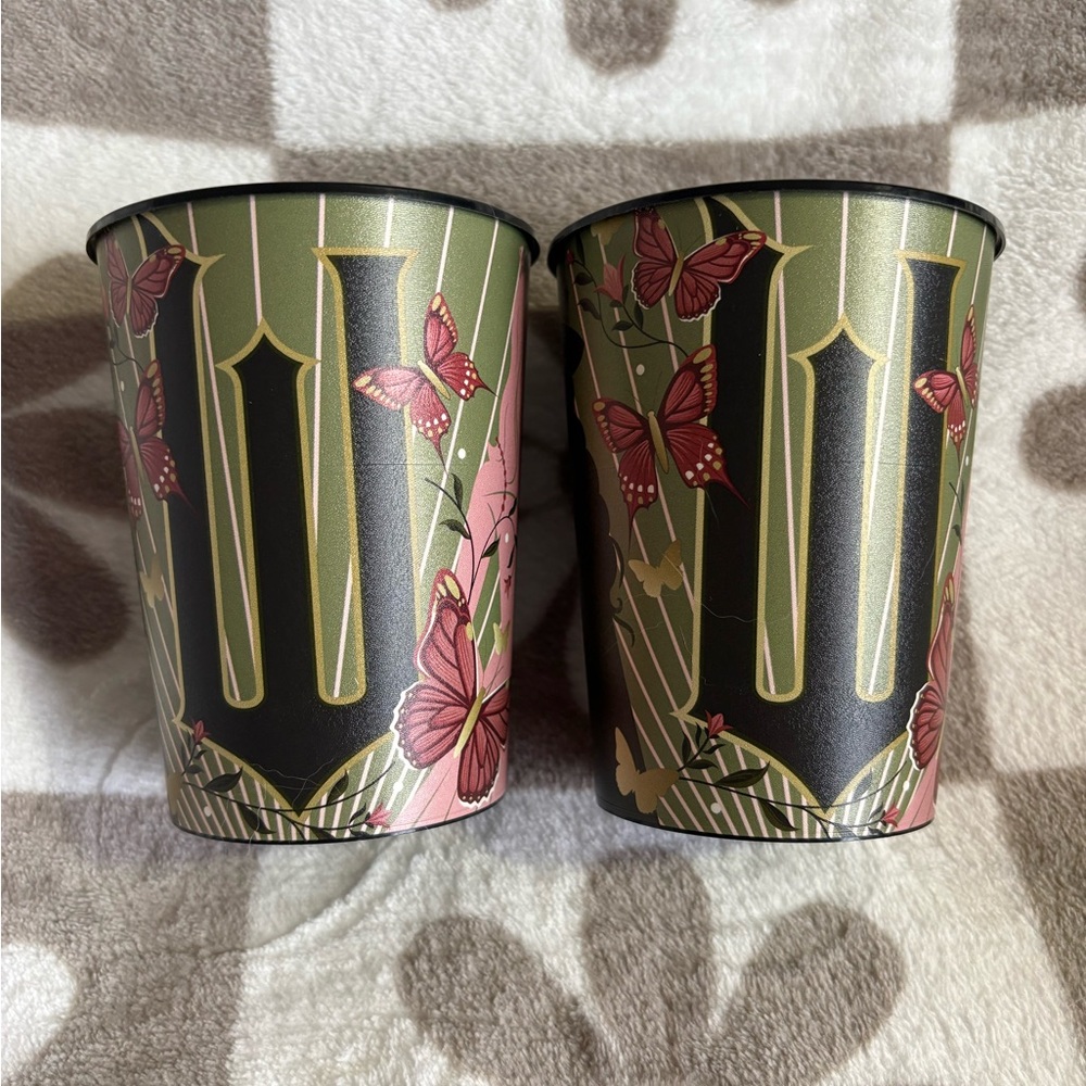4/$12 - Universal Wicked Cups